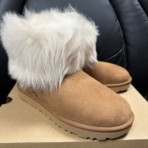 NIB! UGG Women's Boots Mini Toscana Cuff Sheepskin In Chestnut Size US7/EU38